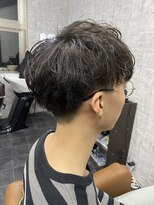 ユーエヌ(Un) 緩めシャドウパーマ