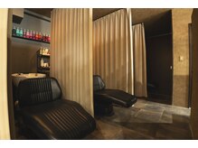 ヘアーメイク ライズ 西田辺店(Hair make rise;)の雰囲気（リラックス空間のシャンプー台で癒しをご提供いたします）