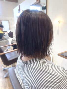 デュークシルア(du c Sila) ぱつんとボブ(あご下2cm)