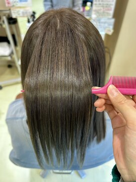 アズール 草加(azule) 髪質改善カラー　オリーブブラウン　ツヤ髪スタイル