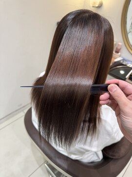 アッシュ 中野坂上店(Ash) 【30・40代おすすめ♪】艶髪×ど真ん中ストレート×大人レディ