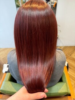 ライフ(LIFE.)の写真/経験豊富なスタイリストの施術で今までにない艶髪へ。あなたのなりたい質感になれる♪