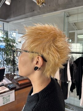 スパイキーショート