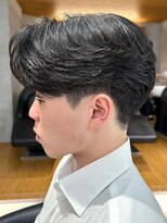 ニコトウキョウ 新宿(nico TOKYO)&nbsp;センターパートウルフショートネープ襟足あり