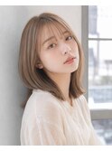 まろやかベージュと外ハネミディアム/20代