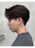 テーパーフェードニュアンスパーマ刈り上げセンターパートメンズ