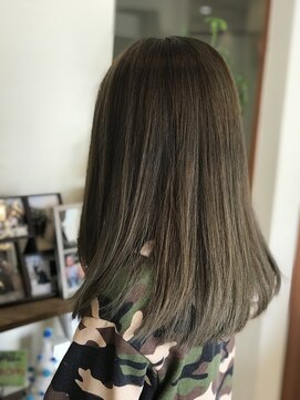 アーティスト サロン ショウ(artist salon SHOW) アースカラー×ローレイヤー　30代40代50代