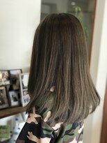 アーティスト サロン ショウ(artist salon SHOW) アースカラー×ローレイヤー 30代40代50代