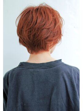 ラエティス(Laetus) Ｗカラー#カーディナルレッド#ショートボブ【Laetus】外国人風