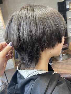 ハノン バイ リンクス 大宮(Hanon by LINKTH) マッシュウルフ/ウルフカット/レイヤーカット/ブルーシルバー