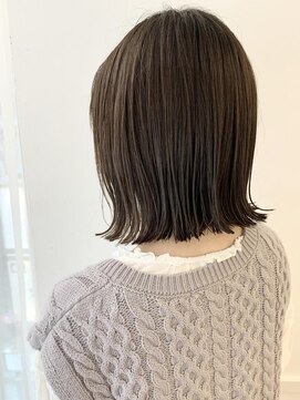 ネオリーブアイム 横浜西口店(Neolive aim) 肩ラインの切りっぱなしボブ★赤味除去カラー