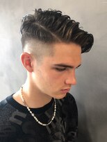 ザ マイル(The mile)&nbsp;スキンフェードアップバング刈り上げショートツーブロック