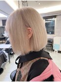 ハイトーングレージュカラー（ミルクティーベージュカラー）ボブ