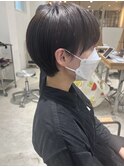 艶髪大人マッシュショート×ナチュラルアッシュ暗髪カラー