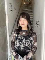 アイリー 名古屋(A/LEE)&nbsp;ホワイトグレー／インナーカラー