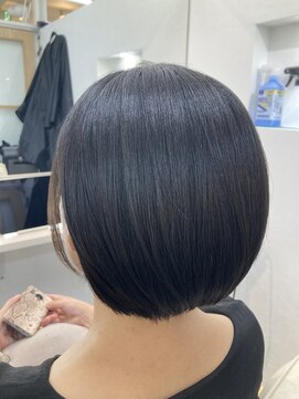 エクラートリアン 藤沢店(ECLART Lien) 丸みショートボブ[藤沢/髪質改善]