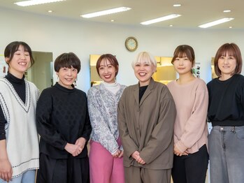 アカネ(Akane)の写真/女性ならではの細やかな気遣いと女性目線での提案が嬉しい◎髪のお悩みも相談しやすい雰囲気☆