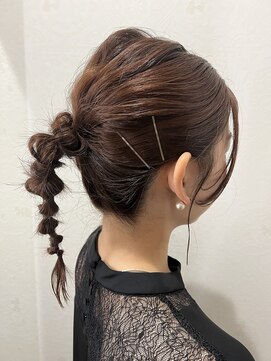 イズミ(izumi) ヘアアレンジ