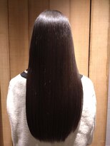 ジャルディーノ(giardino) トリートメントのみでこの艶髪