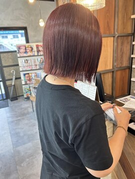 アングゥイー(ungu iE) ボルドーカラー
