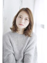 シャンティ 目白(SHANTi) かきあげバングとゆる外はねカール