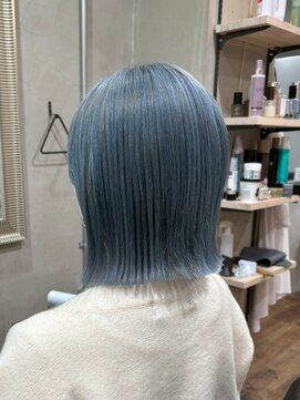 ヘアプレイスソル (HAIR PLACE SoL) ブリーチカラー/オーシャンブルー/切りっぱなしボブ