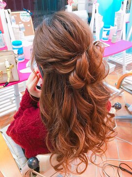 ヘアセットサロン アッシュ 神戸三宮(Ash) ゆるふわハーフ☆後ろアレンジで華やかさアップ☆