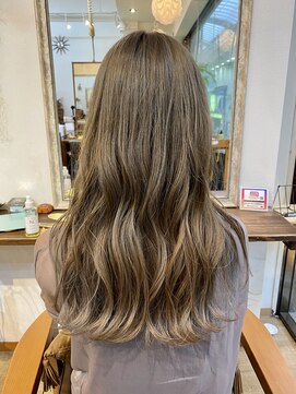 ギフト ヘアー サロン(gift hair salon) 透き通るミルクティーベージュ