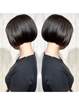 ラグナムーン ヘアー(LAGUNA MOON -HAIR-) トレンドなミニボブ/切りっぱなしボブ