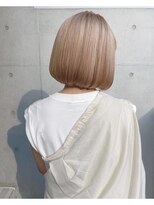 アルティナ(artina)&nbsp;ミルクティベージュ_ブロンドカラー_プラチナカラー