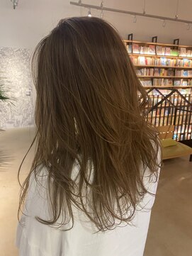 クララ 柏の葉T-SITE店(CLALA) 極細ハイライト透明感と立体感明るめグレージュ