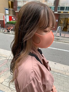 ヘアーブランド ビーアーツ(hair brand b arts)の写真/【心斎橋駅徒歩5分】骨格から髪質まで一人ひとりに合わせたオーダーメイドカット◆仕上がりの満足度も◎