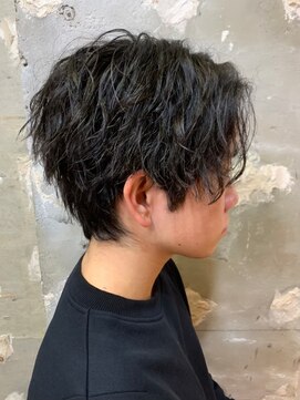 アカ(ACA) ツイストスパイラルパーマメンズカットメンズショート札幌大通