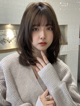 アイヴィ 表参道(IVY) 韓国ヘアレイヤーカット大人ガーリーワンホンヘアチョコレート