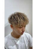 スキンフェード/縦落ちツイスト/メッシュカラー
