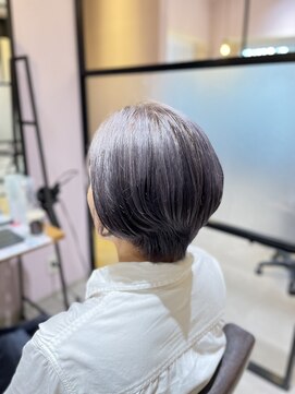 グランミーツ(Grand meets) 柔らかいシルエットの大人可愛いスタイル