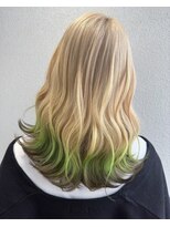 ブロンド 町田(BLONDE)&nbsp;ダブルエンドカラー_毛先グリーン_毛先ブラウン