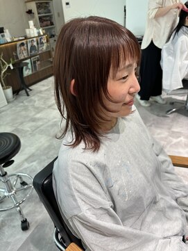 スミ(sumi) 顔周りレイヤー/レイヤーカット/20代30代40代◎岩田