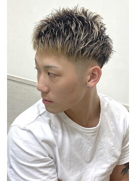 ヨシザワインク プレミアム 築地店(YOSHIZAWA Inc. PREMIUM) ツーブロックスパイキーショートアップバング刈り上げスタイル