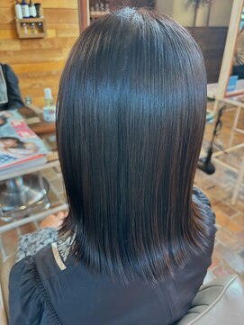 テントヘアー(tent hair) 暗めベージュカラー