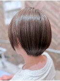 ショートボブ