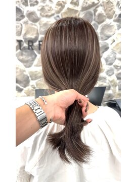 リュストル 町田(LUSTRE) 【色持ちがいい】極細ハイライト