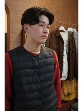 エディ(Edy) センターパートニュアンスパーマ眉毛カット韓国ヘアカルマヘア