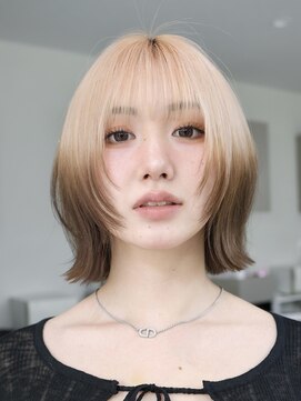 オーラ オモテサンドウ(Aura omotesando) シースルーバング×韓国風ハッシュボブ