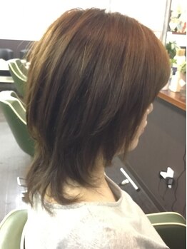 ヘアーサロンソラ(hair salon sora)の写真/【当日予約もOK】髪と頭皮に優しい♪傷みにくく、 染みないカラーで気になる白髪を自然に染め上げます。