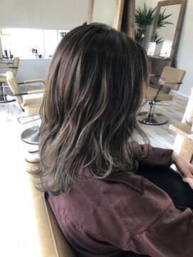 シキ(C key) ベージュ