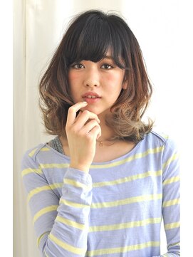 サングース(Sungoose) Sungoose カーキグレージュ大人かわいいフェザーバング