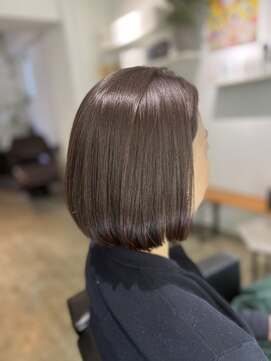 ツムグ 代官山店(TUMUGU) 30代40代50代ヘルシースタイルチョコレートショートヘア代官山