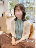 くびれヘア。アッシュベージュ。