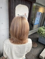 タエビスアリッサム(Taebis Alyssum) 夏のハイトーンカラー×くびれレイヤー♪